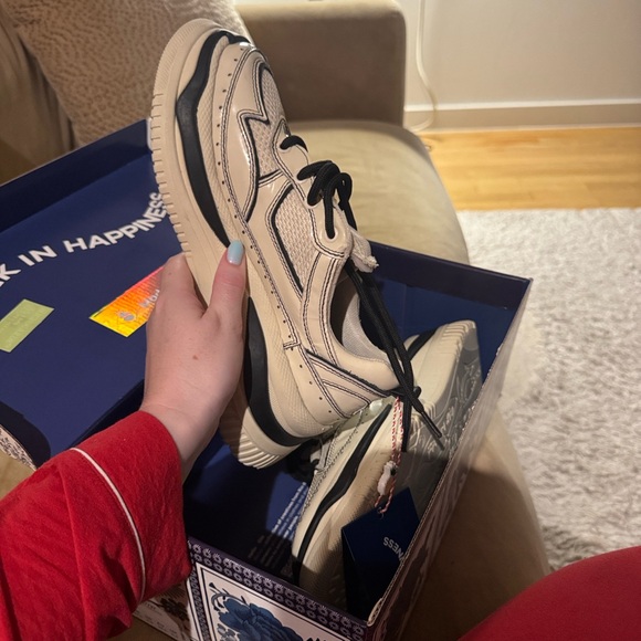 Farm Rio Ivory Apolo Sneaker - Picture 10 of 10